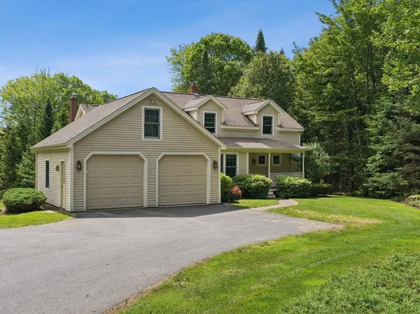 61 Crestview Lane, Brunswick, ME 04011