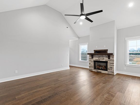 4th image of 939 Gibson Meadow Dr