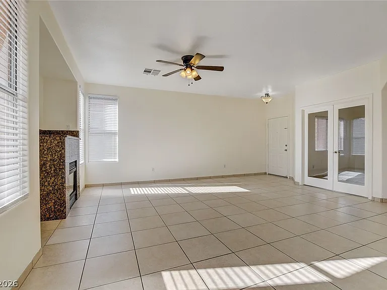 10261 Bentley Oaks Ave — Photo 8