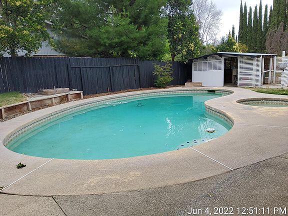 4th image of 1111 Hunn Rd