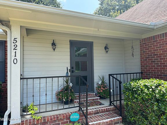 3rd image of 5210 Pear Dr