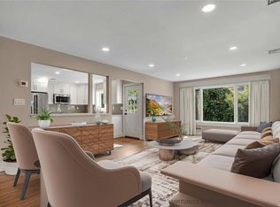 9 Steuben Dr, Jericho, NY 11753