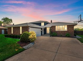 8106 Tapper Ave, Munster, IN 46321