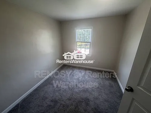 2067 Larkhall Rd Photo 1