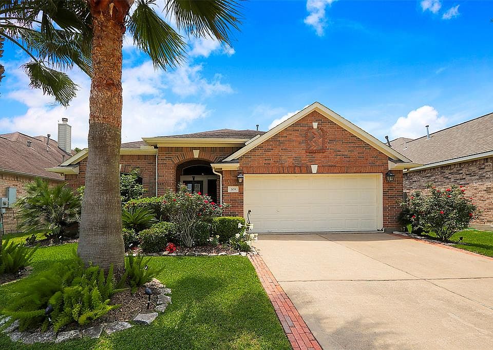 1st image of 309 Marina Oaks Ct
