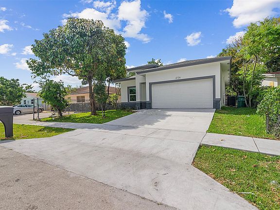 2nd image of 2736 NW 15th Street