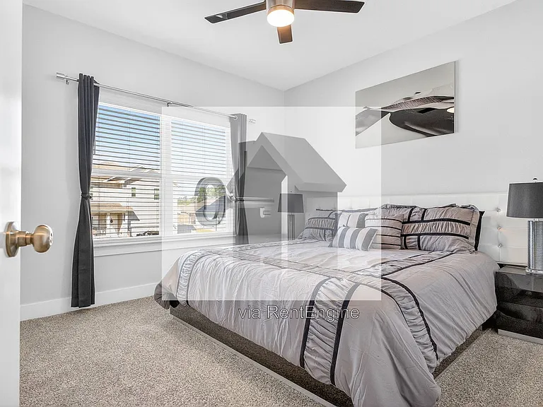 6076 Rutherford Loop — Photo 31