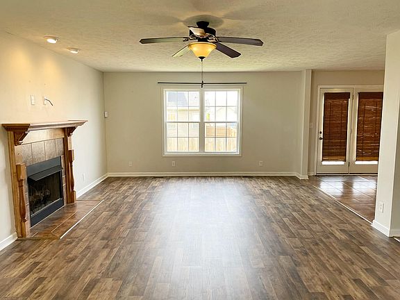 3rd image of 3441 Fox Meadow Way
