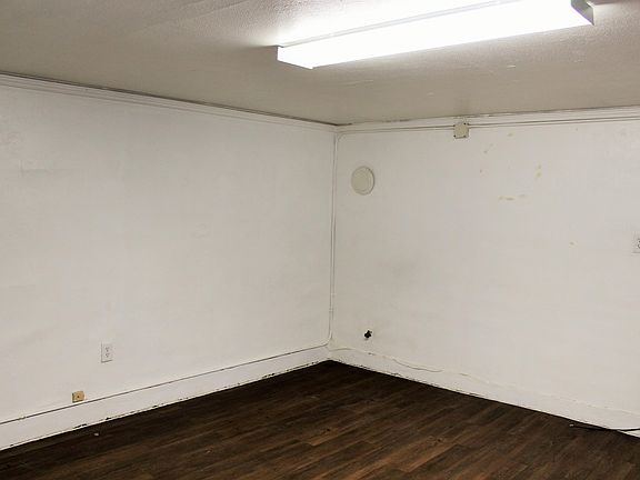 3rd image of 709 Grace Ave #715