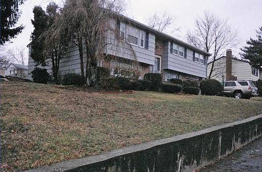2nd image of 6 Dartmouth St