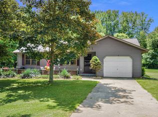 33033 Haley Rd, Dowagiac, MI 49047