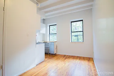 Rented by City Connections Realty