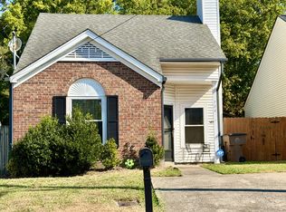 704 Maple Pl, Nashville, TN 37216