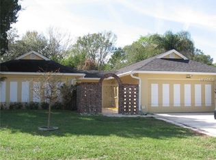 14802 Carnation Dr, Tampa, FL 33613