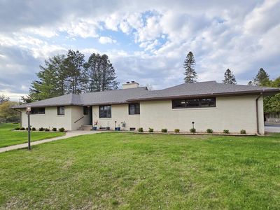 1400 W B St, Iron Mountain, MI, 49801