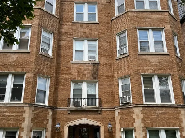 7344 Lake St APT 3E, River Forest, IL 60305
