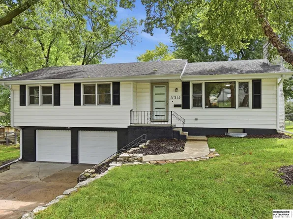 11315 Arbor St, Omaha, NE 68144