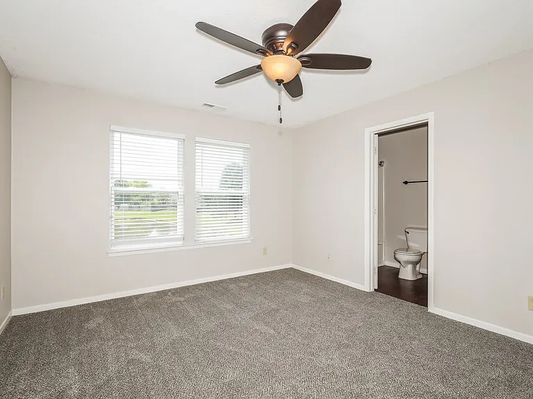 2174 Providence Dr — Photo 9