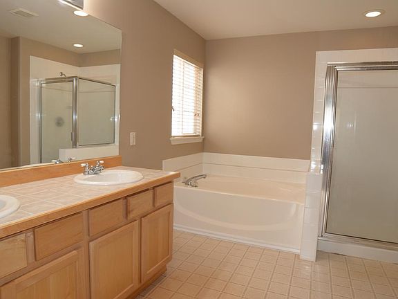 Master Bath - 5 Piece