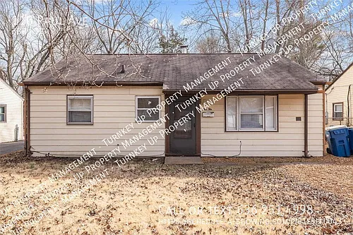 110 Paul Ave Photo 1