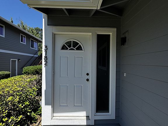 2nd image of 3182 NE 16th St