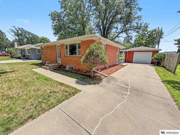 4301 W St, Lincoln, NE 68503