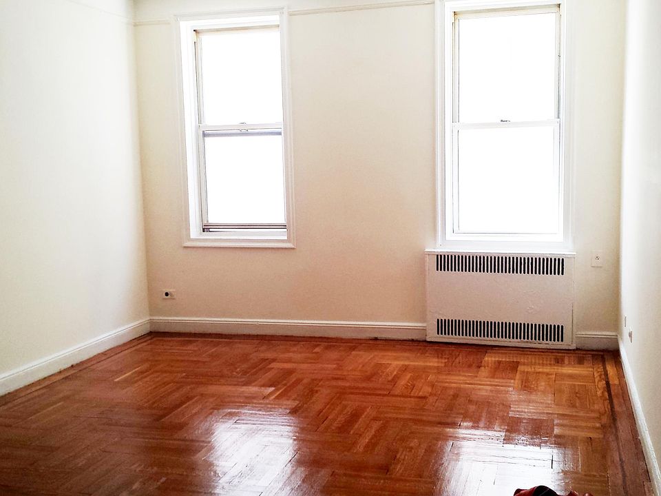 2nd image of 368 97th St APT 1J