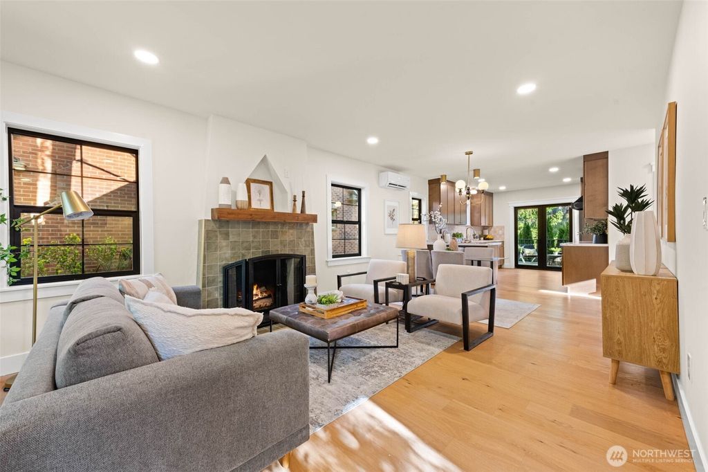 1013 NW 80th Street, Seattle, WA - View 3