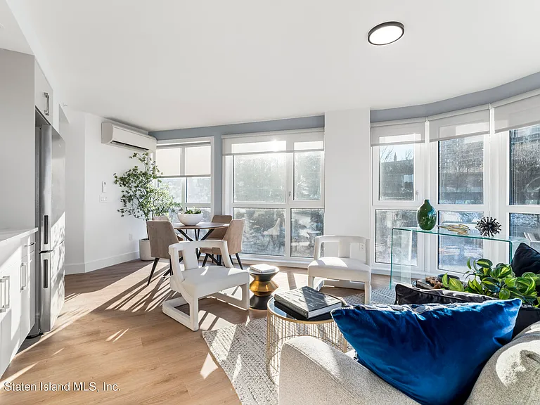 5 Stuyvesant Pl #7C — Photo 23