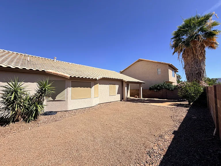 9005 N Lawndale Dr — Photo 50