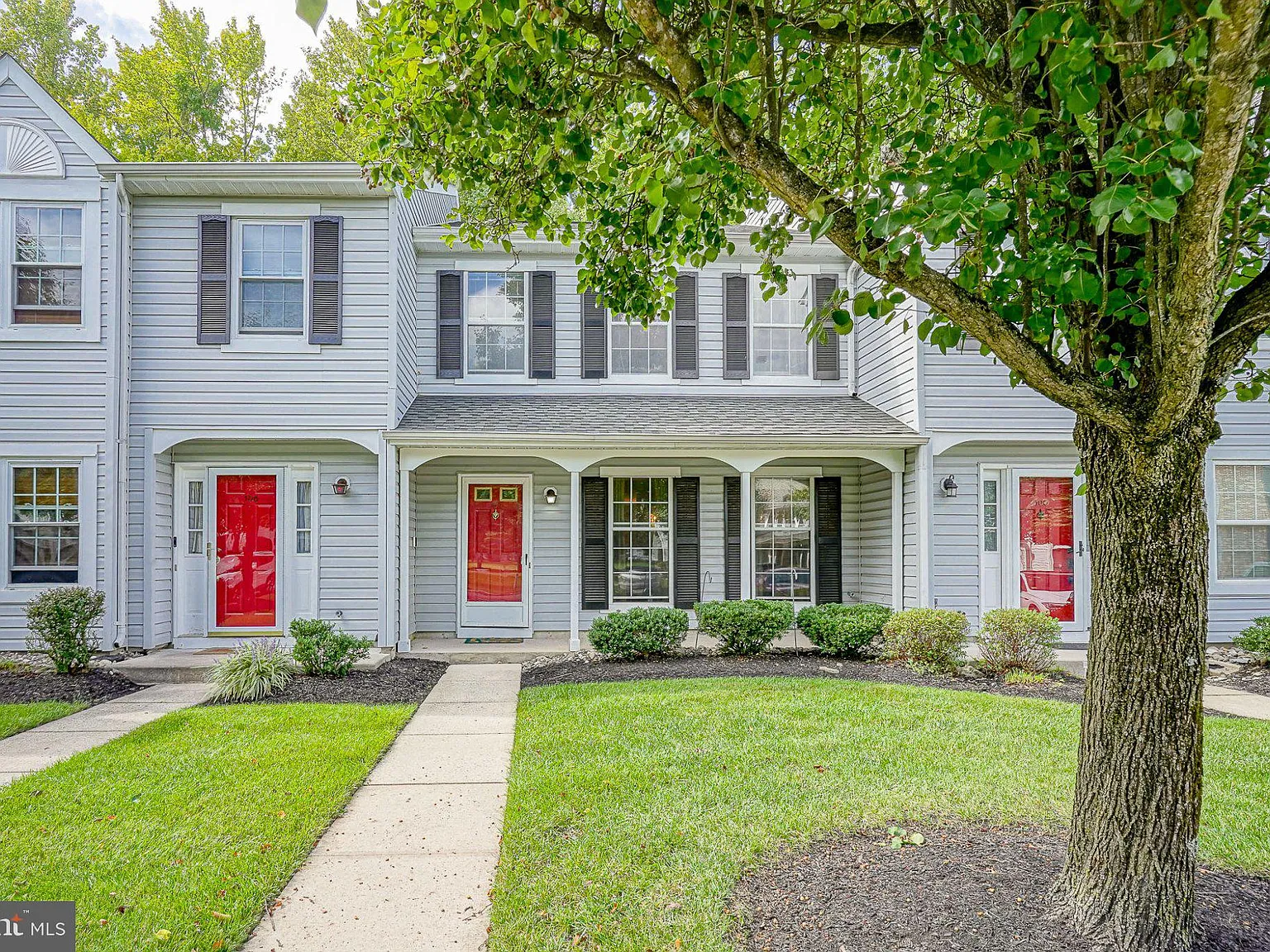 107 Whisper Ct — Photo 1