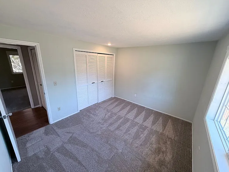 6388 Doral Dr SE — Photo 13