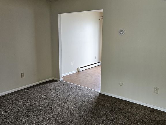 4th image of 2935 Mohican Blvd