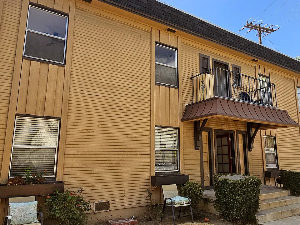 521 N Pomona Ave #6
