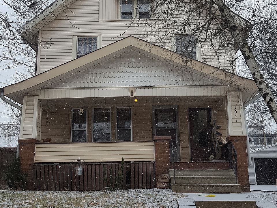 1st image of 1041 Jefferson Ave #2