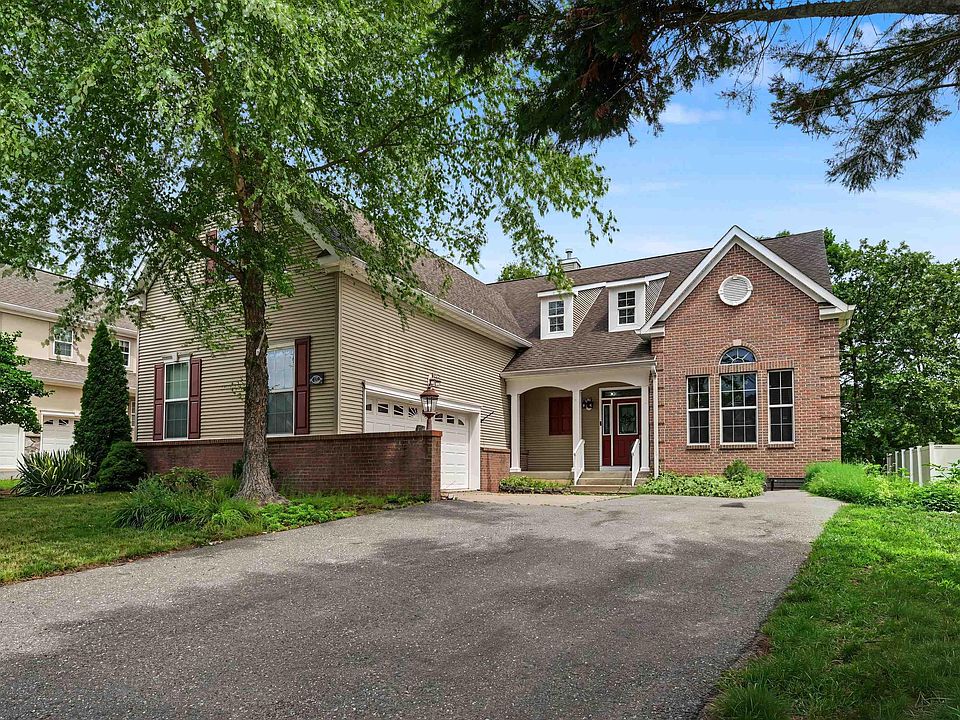 1st image of 127 Crystal Lake Dr