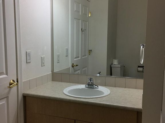 Bathroom sink 1