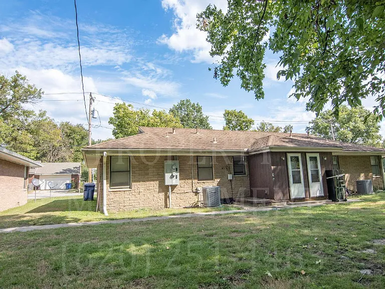710 S Cline Rd — Photo 9
