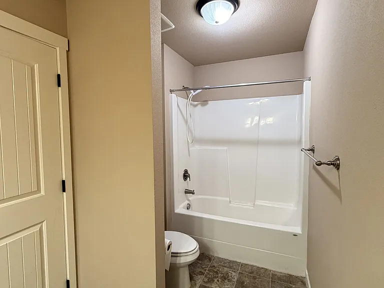 7207 Spencer Ave NE #1 — Photo 17