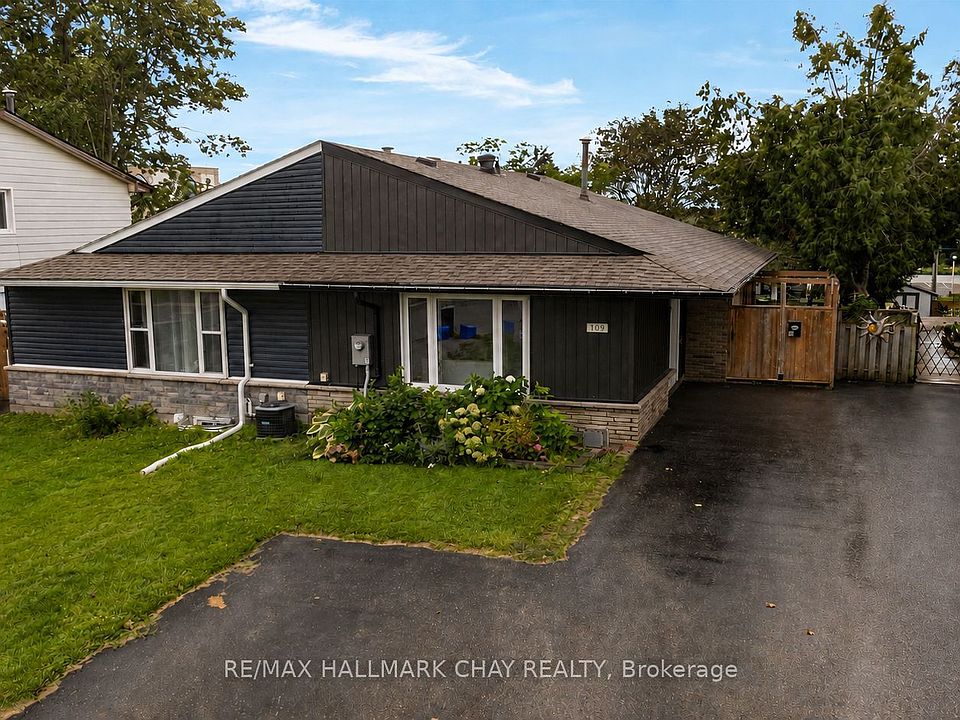 1st image of 109 Daphne Cres