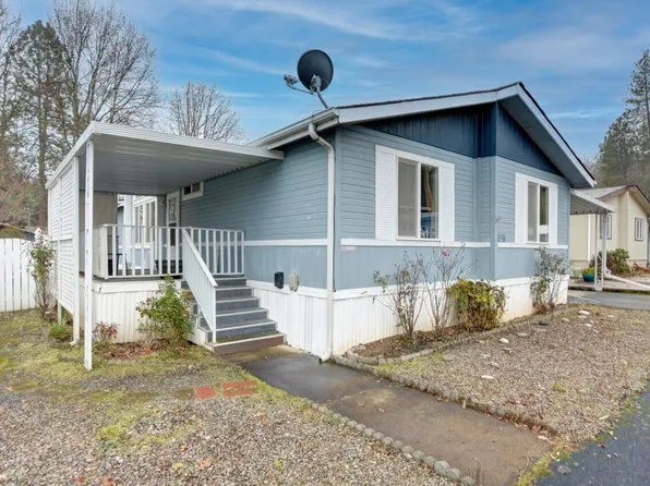 22071 Highway 62, Shady Cove, OR 97539