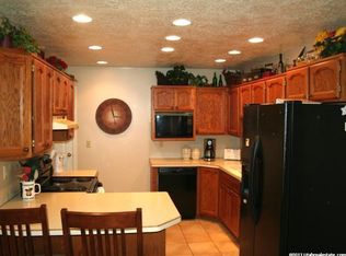 867 N Dillon Dr, Ogden, UT 84404
