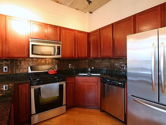 2nd image of 315 2nd St APT 203