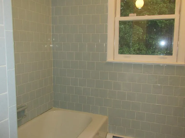 1220 Stafford Dr — Photo 7
