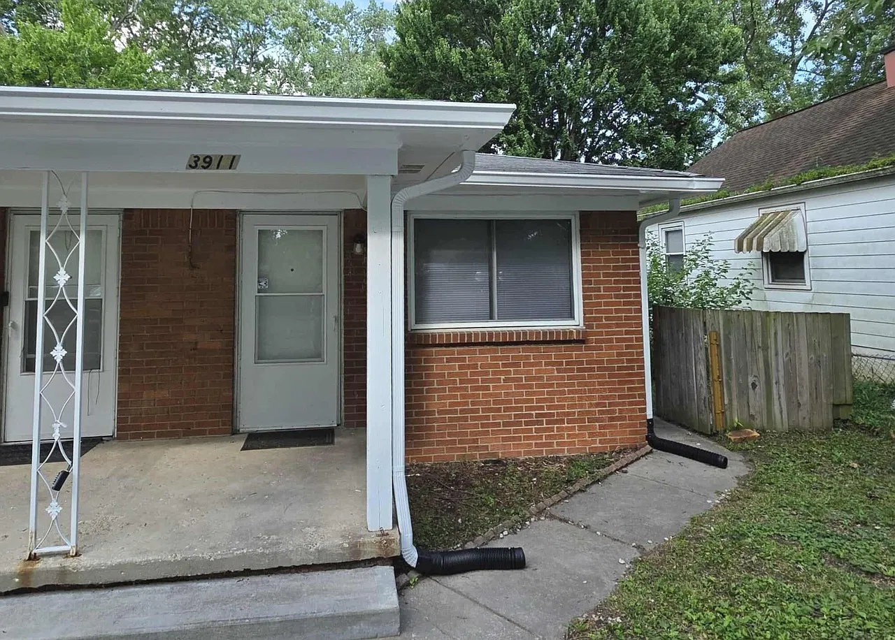 2 bed, 822 sqft, $1,245 — Photo 1