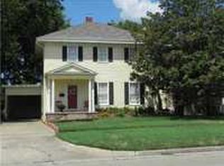 910 E Cleveland Ave, Guthrie, OK 73044