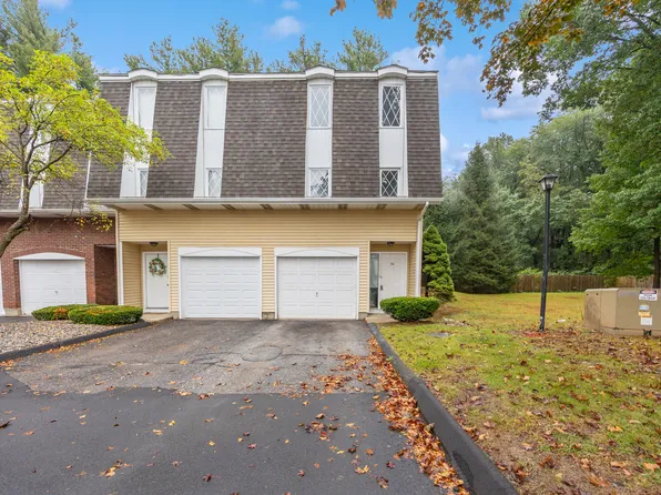 50 Northbrook Court #50, East Hartford, CT 06111