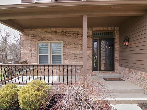 2nd image of 1024 Saratoga Cir