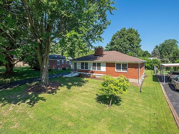 2nd image of 2221 Paris Dr