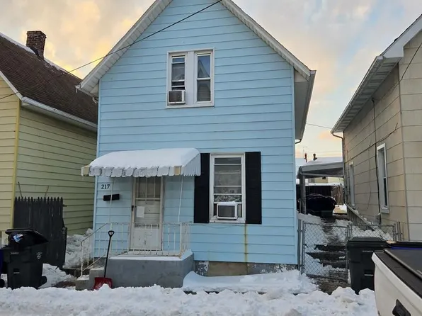 217 James St, Hagerstown, MD 21740